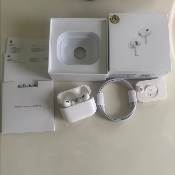 Apple AirPods Pro active noise cancellation Serial